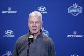 Thompson's first draft pick as packers general manager was rodgers, who fell to green bay at no. Tvraebj1tmksxm