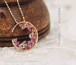 お試し価格 ルナ 月ピンクカラーストーンペンダント ピンクシティ 先行販売期間 7 7から7 20まで 送料無料 オフ券 クーポン使用不可商品です デザイナージュエリー アンティークジュエリー アクセサリー