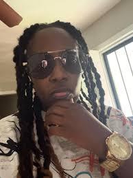 What's up ladies, new to the group 44 From Memphis, single and looking to  mingle.