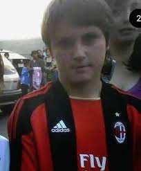 Gimenez rossonero since childhood : r/ACMilan