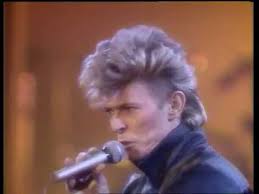 Under the moonlight, the serious moonlight. David Bowie Let S Dance Live Youtube