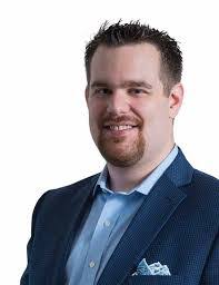 Raymond Ferretti's Instagram, Twitter & Facebook