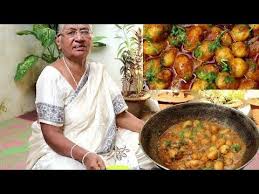 Simple Dum Aloo Recipe In Hindi Step By Step Hostel Foodies Desi Dum Aaloo Desi Indian Dish Youtube Aloo Recipes Aaloo Recipe Indian Food Recipes