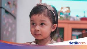 Diidap Anak Chelsea Olivia dan Glenn Alinskie, Apa Itu Rabun Dekat?