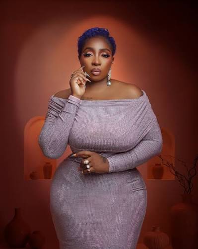 Another year older, another year stronger💜🩷🩷 🎂🎂🎂🎂🎂🥂🥂🥂 Today I  honour my journey, my growth, and the woman I am becoming. Happy birthday  to me 🙌 🥂🥂🥂 Today I celebrate life and the