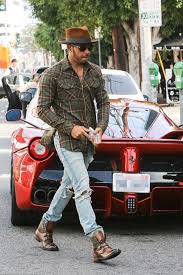 Lewis Hamilton Out With His Ferrari On Looklive Mick Schumacher Formel 1 Wolle Kaufen