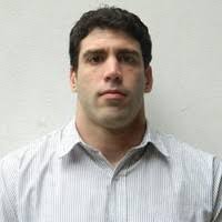 100+ perfiles de «Pugh»