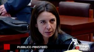 Gianni Melluso sostiene di aver aiutato Sabine Maccarrone ad andare via da  Sciacca, perché Salvatore Foresta la picchiava. Ma è vero?, Un giorno in  Pretura, questa sera in prima serata su #Rai3