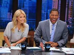 Kelly ripa net worth, salary. Kelly Maria Ripa S Annual Salary As A Host Exceeds 18 Million Besides She Also Has Other Sources Of Income Haleysheavenlyscents