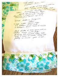These tea towels will make great gifts for mother's day, birthday's or any celebration! Diy Handwritten Recipe Tea Towel 2 Bees In A Pod