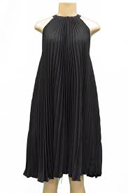 Nwt Maxmara Manuele Black Accordion Pleated Halter Shift Dress Sz 2 160395mm Maxmara Accordionpleatedshiftdress Pleated Shift Dress Womens Dresses Fashion
