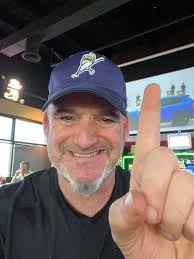 Who are we Cub fans rooting for this weekend? Brewers or Reds?