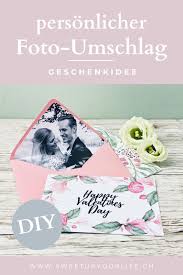 Liebespost mit karte und text. Valentinstagskarte Basteln Mit Diy Fotoumschlag In 2021 Geschenke Diy Geschenke Freund Valentinstag Karten