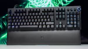 Scopri ricette, idee per la casa, consigli di stile e altre idee da provare. Test Razer Huntsman V2 Analog Feine Tastatursteuerung Wie Mit Dem Controller Allround Pc Com