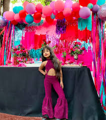 Ver más ideas sobre fiesta de niños, fiesta, decoración de unas. Nina Celebra Su Cumpleanos Con Fiesta Tematica De Selena Quintanilla Y Todos La Amamos Veobook