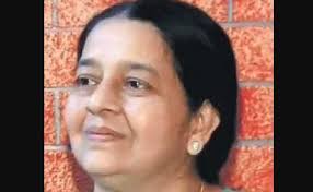 Congress leaders visit PT Thomas' wife Uma, may field her in Thrikkakara  bypoll