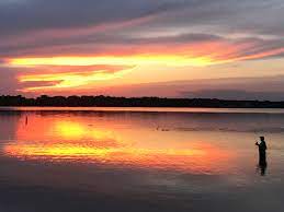 Sunrise and sunset times, civil twilight start and end times as well as solar noon, and day length for every day of july in sunburg. The Elements Of A Beautiful Minnesota Sunset Thirdeyemom