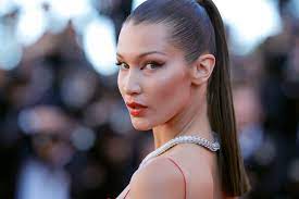 In the year 2016, the industry had voted her model of the year for. Alle Lachen Jetzt Uber Bella Hadids Beauty Op Gestandnisse