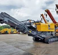 Japanese Used Crusher/Wood chipper KOMATSU BR380JG-1E0 TOKU ...