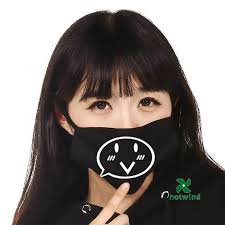 Pilih dari 10000+ masker sumber daya grafis dan unduh dalam bentuk png, eps, ai atau psd. Masker Mulut Motif Kartun Bahan Katun Anti Debu Washable Untuk Pria Wanita Shopee Indonesia
