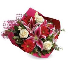 Stolen Kisses Medium Flowers Bouquet Flowers Delivered Flower Delivery