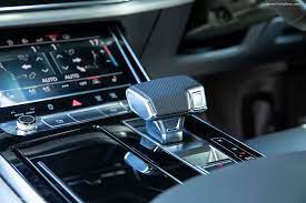 2020 Audi Q7 50 Tdi Uk Hd Pictures Specs Informations Videos Dailyrevs Audi Q Audi Car Detailing