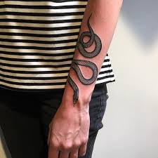 Within the same time, we have a tendency to do believe still that you just would love to afford identical tattoo. 1001 Ideen Und Bilder Zum Thema Symbol Fur Starke Tatowieren