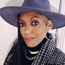 Rose Akers's Instagram, Twitter & Facebook