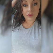 Inspirational picks for green and orange nail color combo?