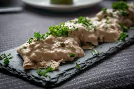 Tradizionalmente la cucina di questa regione rispetta gli equilibri nazionali, suddividendosi in antipasti, primi e secondi piatti, contorni e dessert. 20 Piatti Tipici Piemontesi La Cucina Del Piemonte Da Provare Dissapore