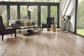 Jual lantai kayu terbaik dibandung, jual lantai kayu berkualitas selain itu kami menjual decking kayu, plafon kayu. Tak Perlu Ragu Dengan Lantai Kayu