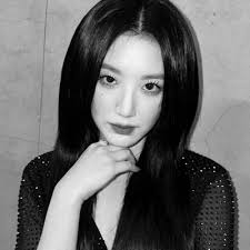 rachel close (@rchelraa)