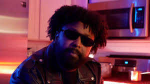 Dante Clay's Instagram, Twitter & Facebook