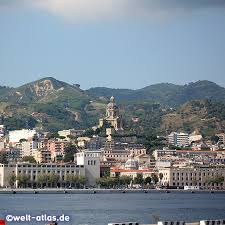 Camere singole e doppie a messina: Foto Messina Sizilien Welt Atlas De