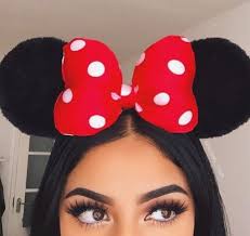 Since dark brown eyes can easily be camouflaged by overwhelming shades of dark hair dyes, it is important to choose something that is a bit especially when it comes to browns. Beauty Brown Eyes And Brown Hair Image 3293983 On Favim Com