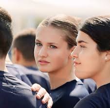 Buenos días mundo! 🌏🤍 Princess Leonor, during her first activities at the  Martin Naval School,