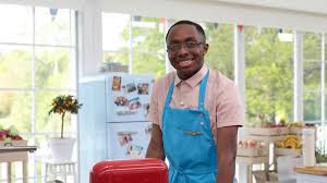 Le sabot médical femme est désormais disponible en : Chatellerault Apres Le Meilleur Patissier Julien A Retrouve Une Vie Presque Normale
