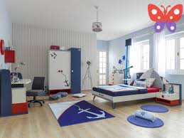 İki katlı olması ile alt kısımda bilgisayar ve dolap konulurken üst kısımda ise yatak konarak hem alandan tasarruf sağlanmış hem de sıradışı bir tasarım. Yeni Modern Erkek Genc Odasi Pelinay In Ozel Onerisi