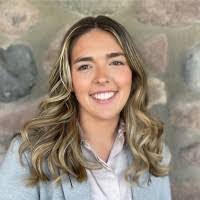 Carla Pyle's Instagram, Twitter & Facebook