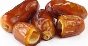 12 Raisons De Manger 3 Dattes Par Jour Fruits Sains Dattes Etre En Bonne Sante