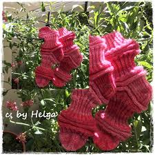 Brauchen sie mal schnell ein lineal zur sie brauchen ein lineal, können aber einfach keins finden. Bienenelfen Lustige Vogel Und Rosa Socken