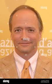 Director douglas mcgrath hi-res stock photography and images