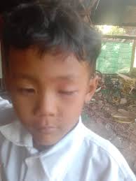 GLOW STICK WARNING ‼ Liquid from broken #glowsticks in the eyes and mouth  are the most common calls to Poisons Centres