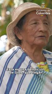 "En mis 83 años que he vivido, nuca había visto esto. Esta es una bendición  de Dios que lleguen (los Equipos Básicos en Salud) a visitarlo a uno que ya  esta mal de salud", dijo Barbara Córdoba de ...