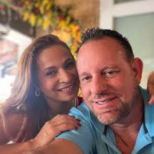 Who can wrap my truck in Pearland?