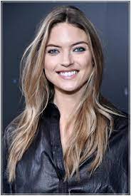 26 Coole Braune Haare Blaue Augen Top 2020 Brown Hair Blue Eyes Pale Skin Brown Hair Blue Eyes Hair Colors For Blue Eyes