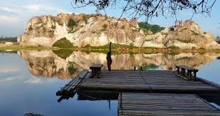 Tadom Hill Resorts Kampung Labohan Dagang Banting Selangor Malaysia Hills Resort Places To Visit Resort