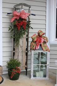 Think again before decorating outside for christmas. Trends For Christmas Decorations Outside Ideas Pictures