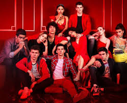 New elite season 5 cast members have already been announced and the elite season 4 ending suggests that some original cast members have left too. Elite How Old Are The Netflix Cast And Characters In Real Life Popbuzz
