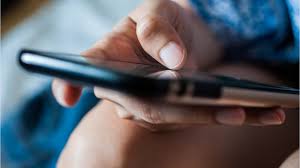 Download cr?dit mutuel v8.25.2 apk for android, apk file named and app developer company is euro information. Les Clients Credit Mutuel Cic Et Nrj Mobile Victimes D Une Panne Massive Capital Fr